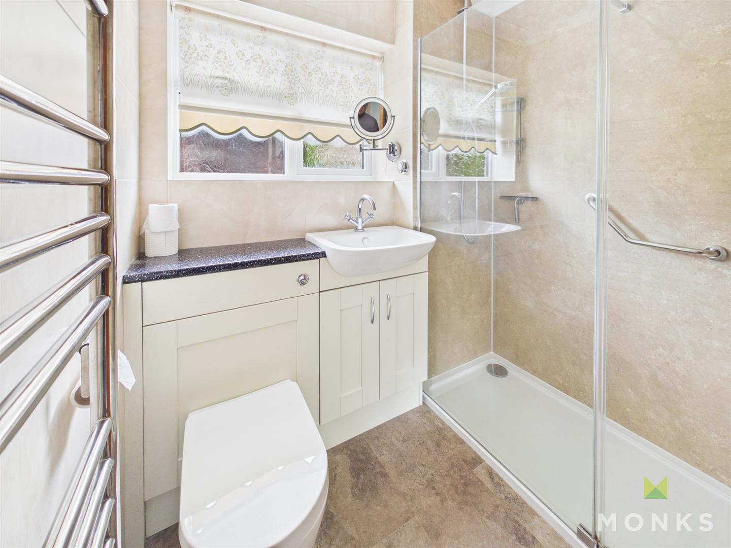 34 Llanforda Mead, Oswestry, SY11 1TS For Sale